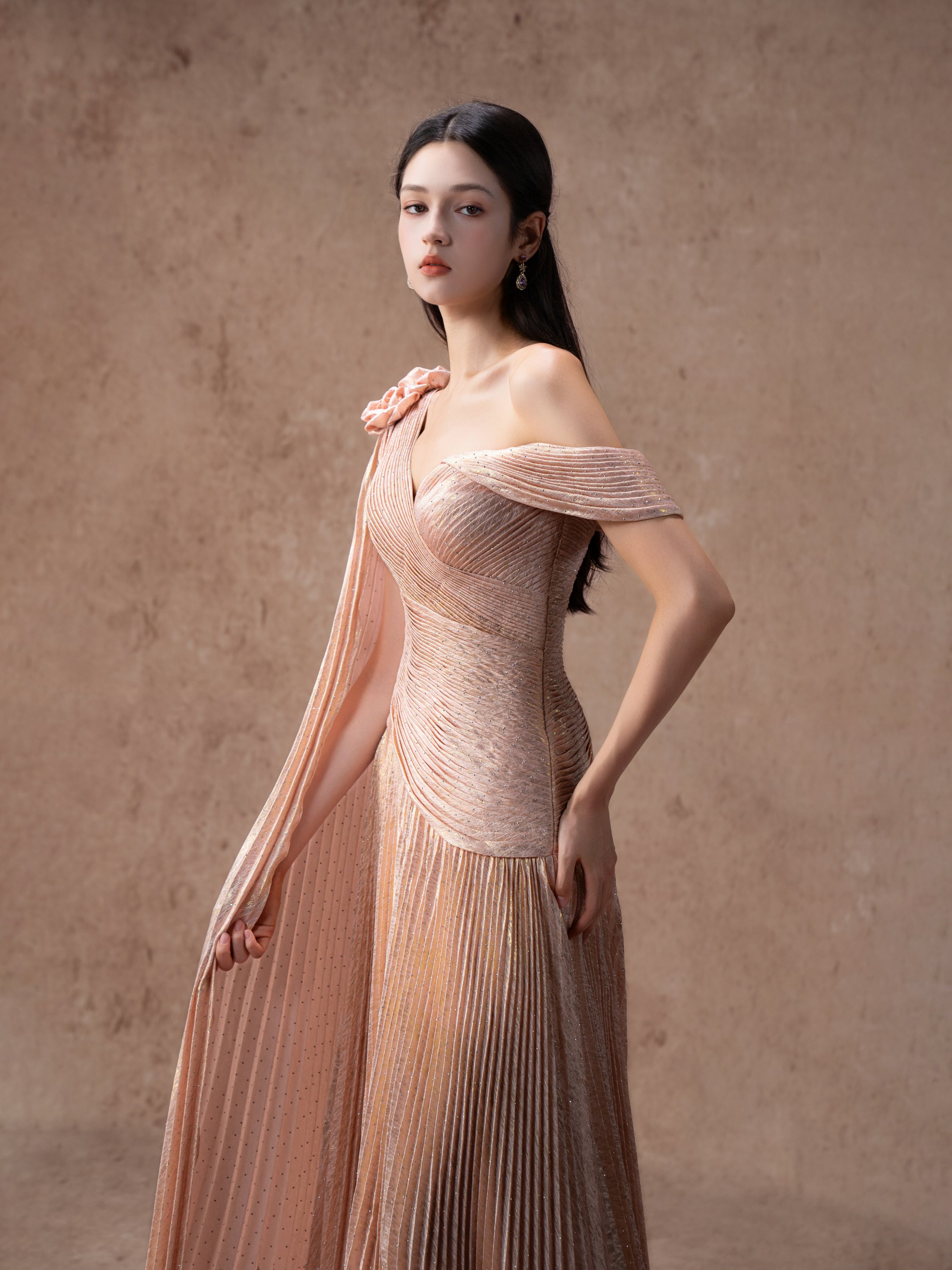champagne rose dress Charming Rose Champagne Floral Applique Sleeveless A-line Long Prom Dr SposaBridal
